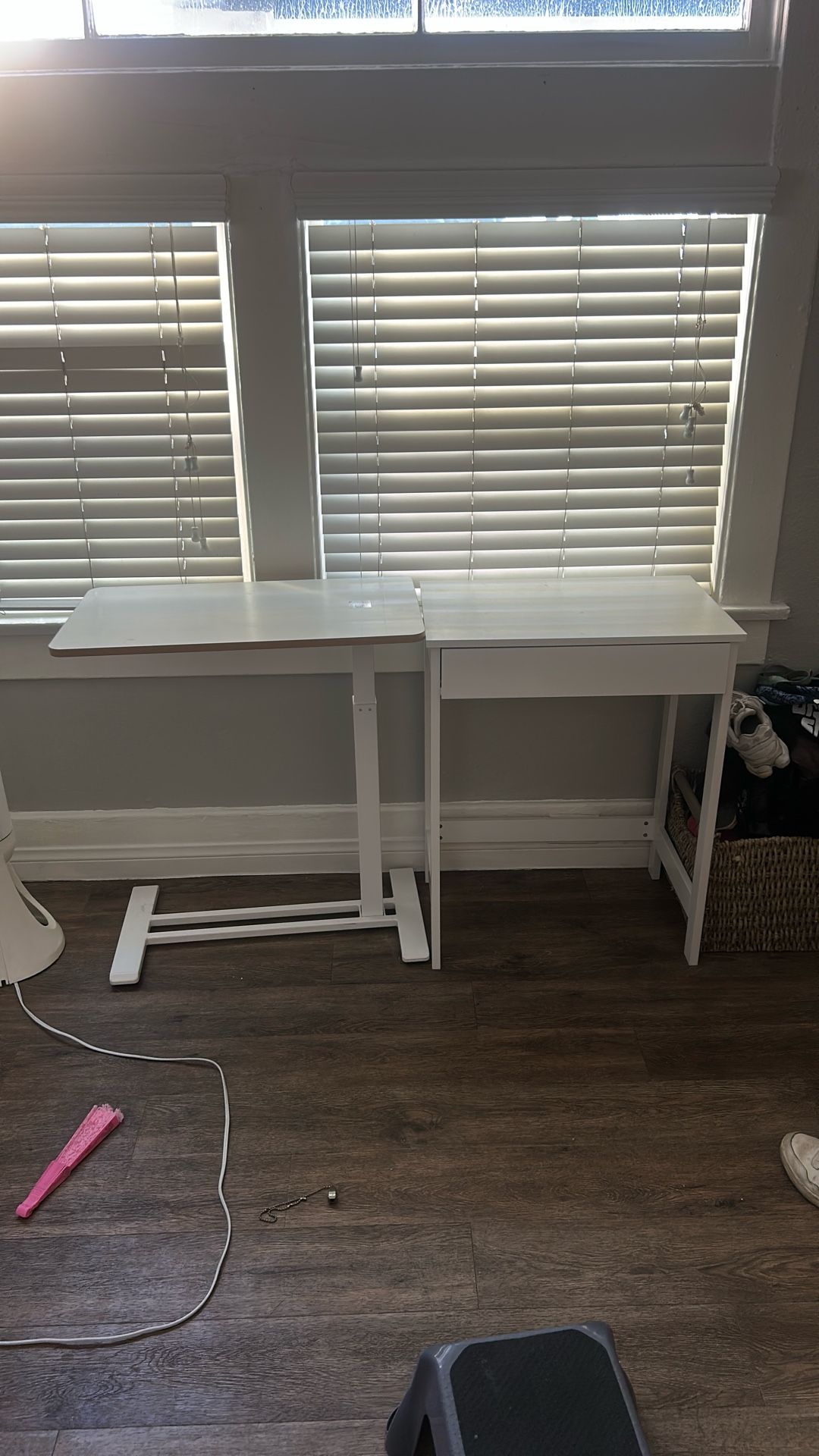Desk Set