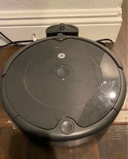 iRobot Roomba 692 Robot Vacuum-Wi-Fi Connectivity Works With Alexa Used