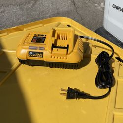 Dewalt Fast Charger