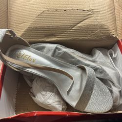 Silver Heels Elelax 