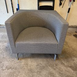 Barrel Chair