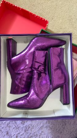 Size 9 Purple Metallic Boots