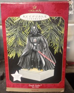 Hallmark Keepsake Darth Vader Star Wars Ornament
