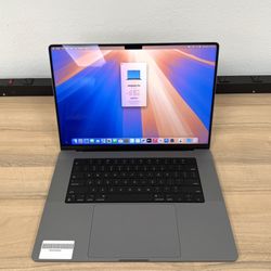16" MacBook Pro M1 Max 10 Core*32GB RAM*1TB SSD