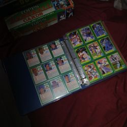 Baseball Cards Collectors Set  