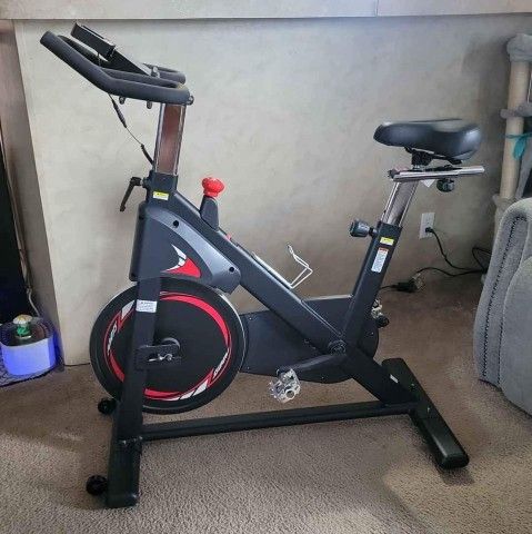 ADVENOR Magnectic Resistance Indoor Cycling Spin Bike NEW