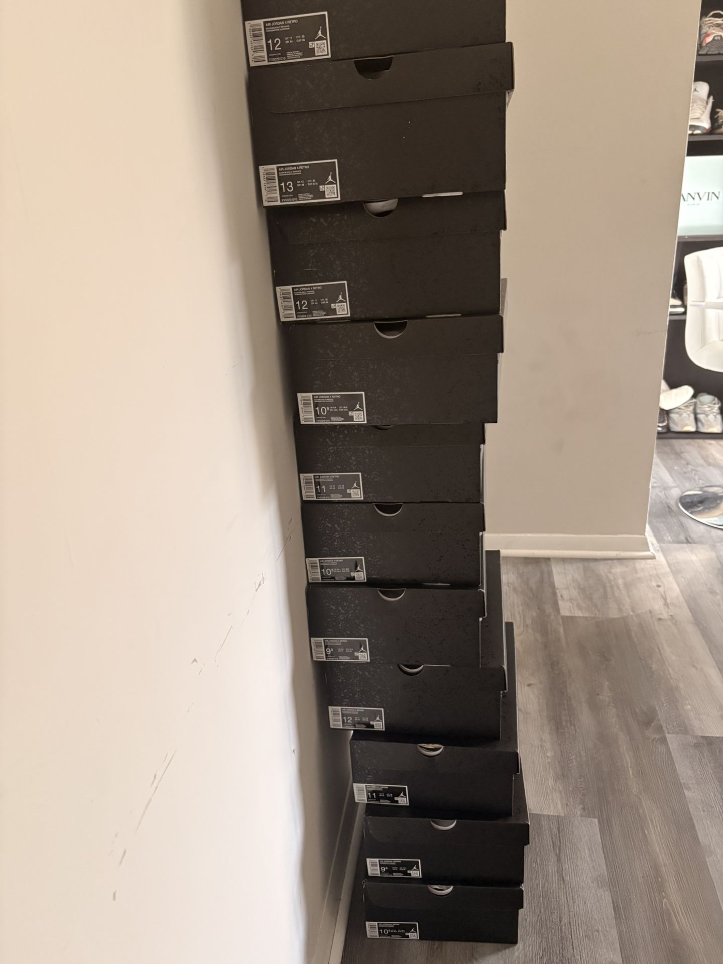 Black Cat Jordan Retro 4