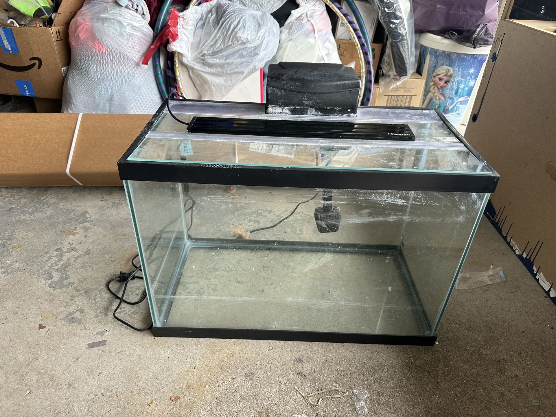 20 Gallon Fish Tank With Accessories
