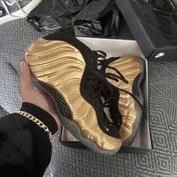 Air Goamposite One Metallic Gold