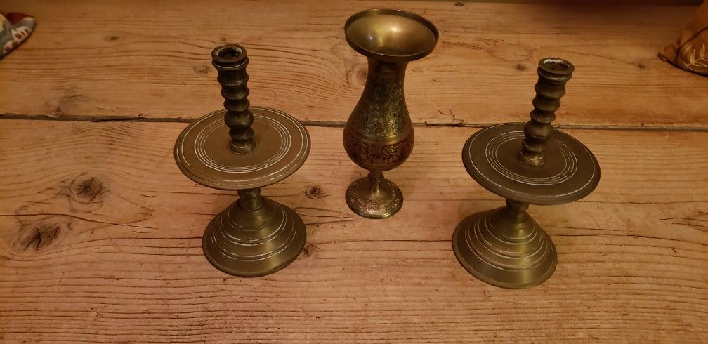 Vintage Brass Candlesticks D