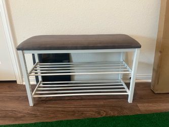 Hallway seat/shoe rack