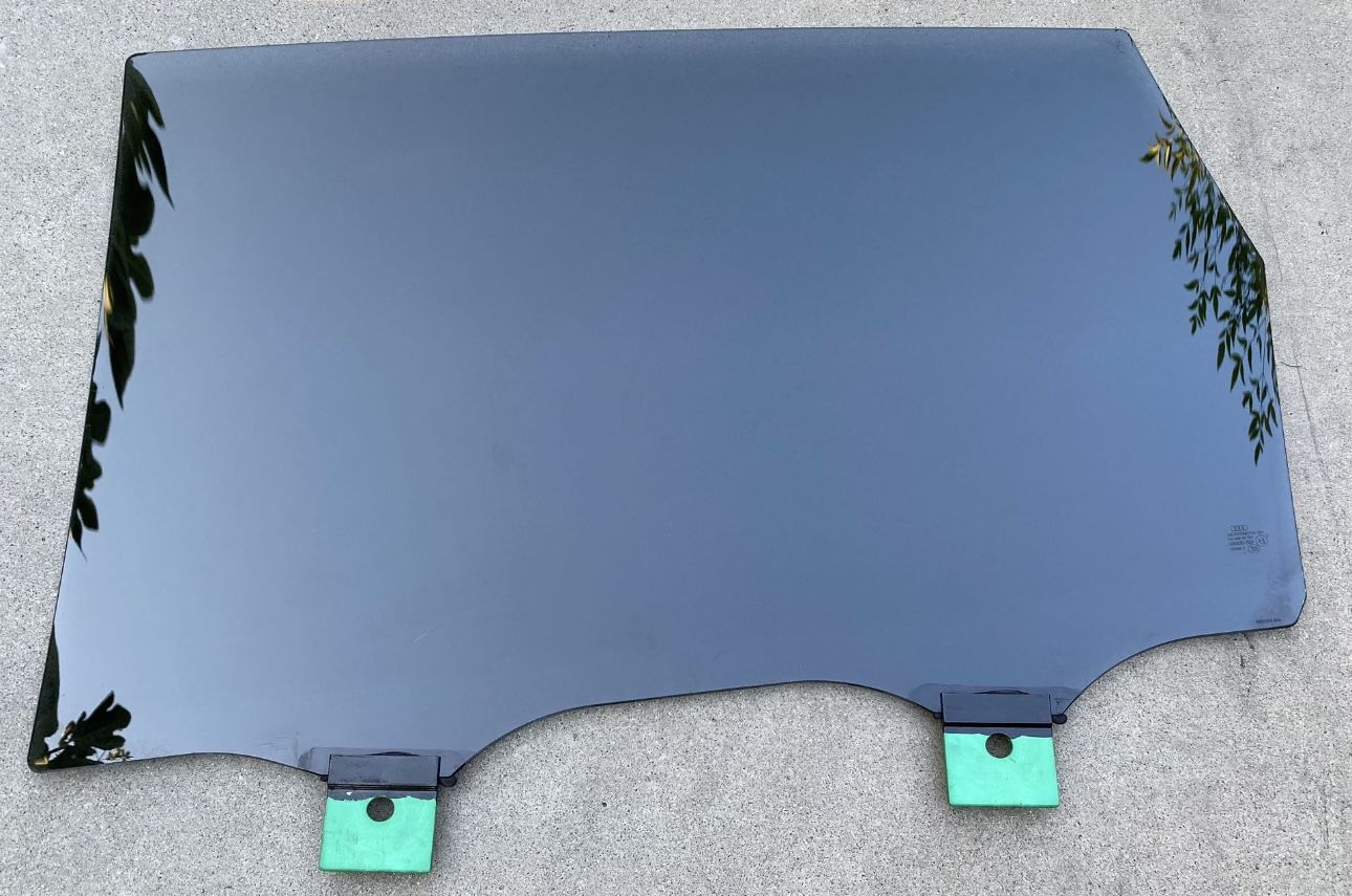 Original 2017-2022 AUDI Q7 Rear Right DOOR WINDOW GLASS OEM