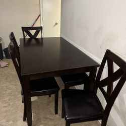 Dinning Table 