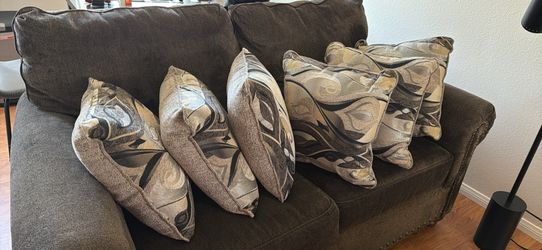 Set of 6 Decorative Cushions
