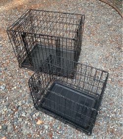 2 USED WIRE CRATES SMALL 24x17” & 18x12”