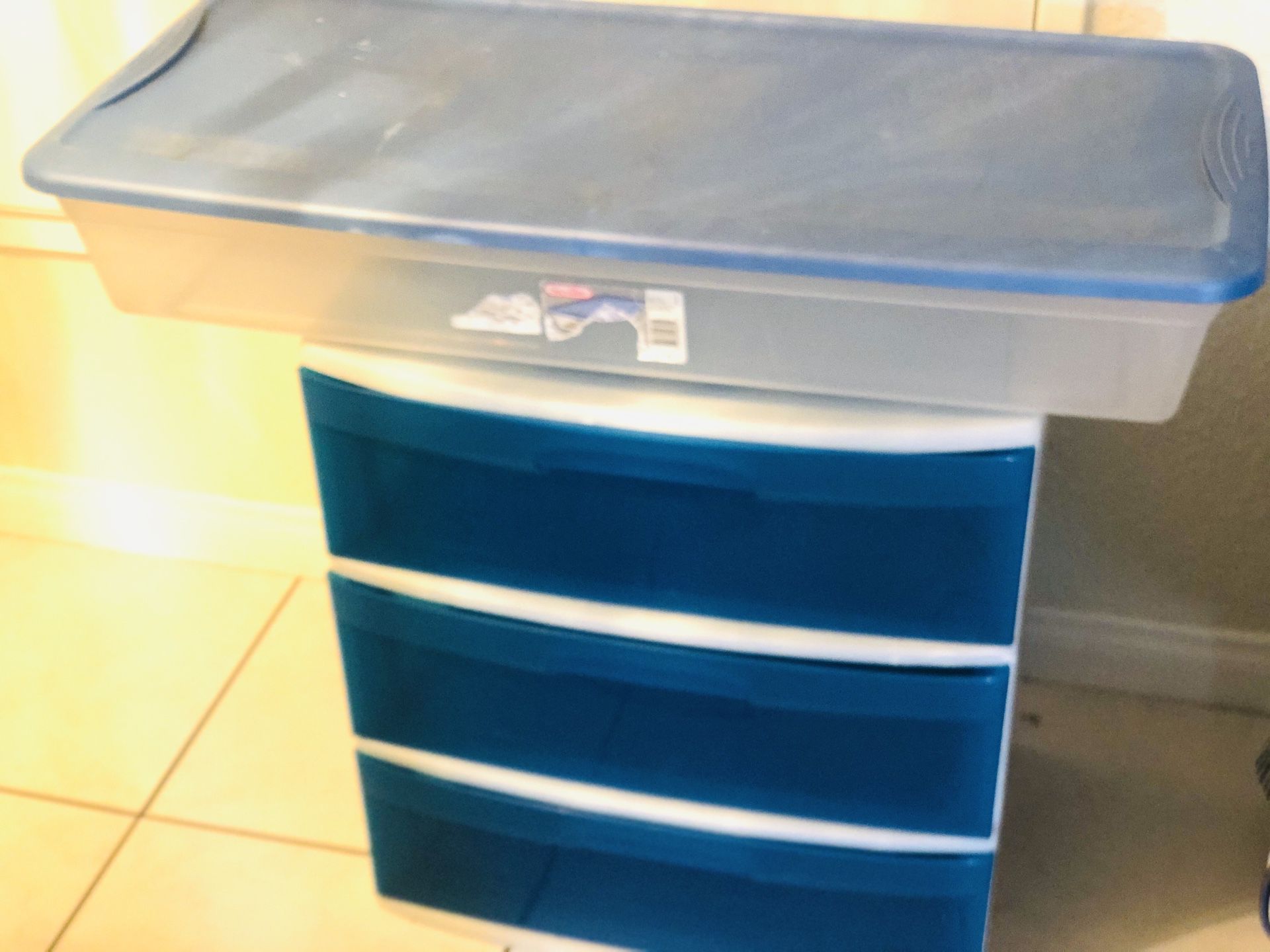 Three drawers plastic containers