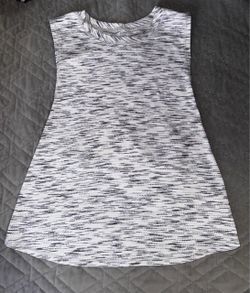 Women’s Lululemon Top Size 4