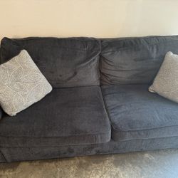 Free Couch Good Condition 