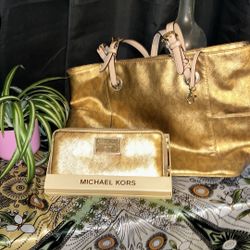 Gold Michael Kors Set 