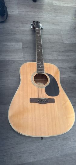 Mitchell Guitar