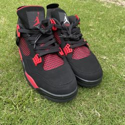 Jordan 4 Red Thunders