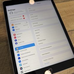 iPad 9th Gen - 64 GB Wi-Fi