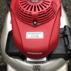 Fantastic, working Honda genuine, self propelled lawnmower
