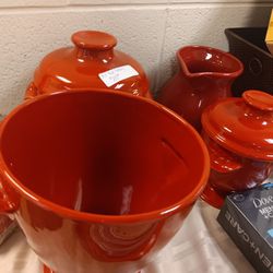 Williamsburg Pottery...$25