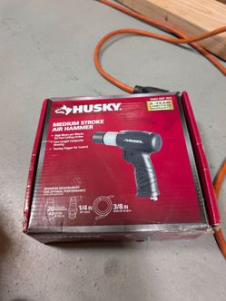 Husky Medium Stroke Air Hammer – Used