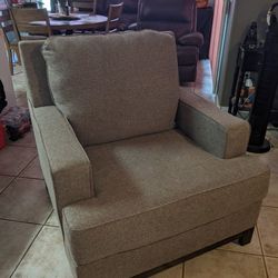 Ashley Furniture Set Granite Grey Excellent Condition