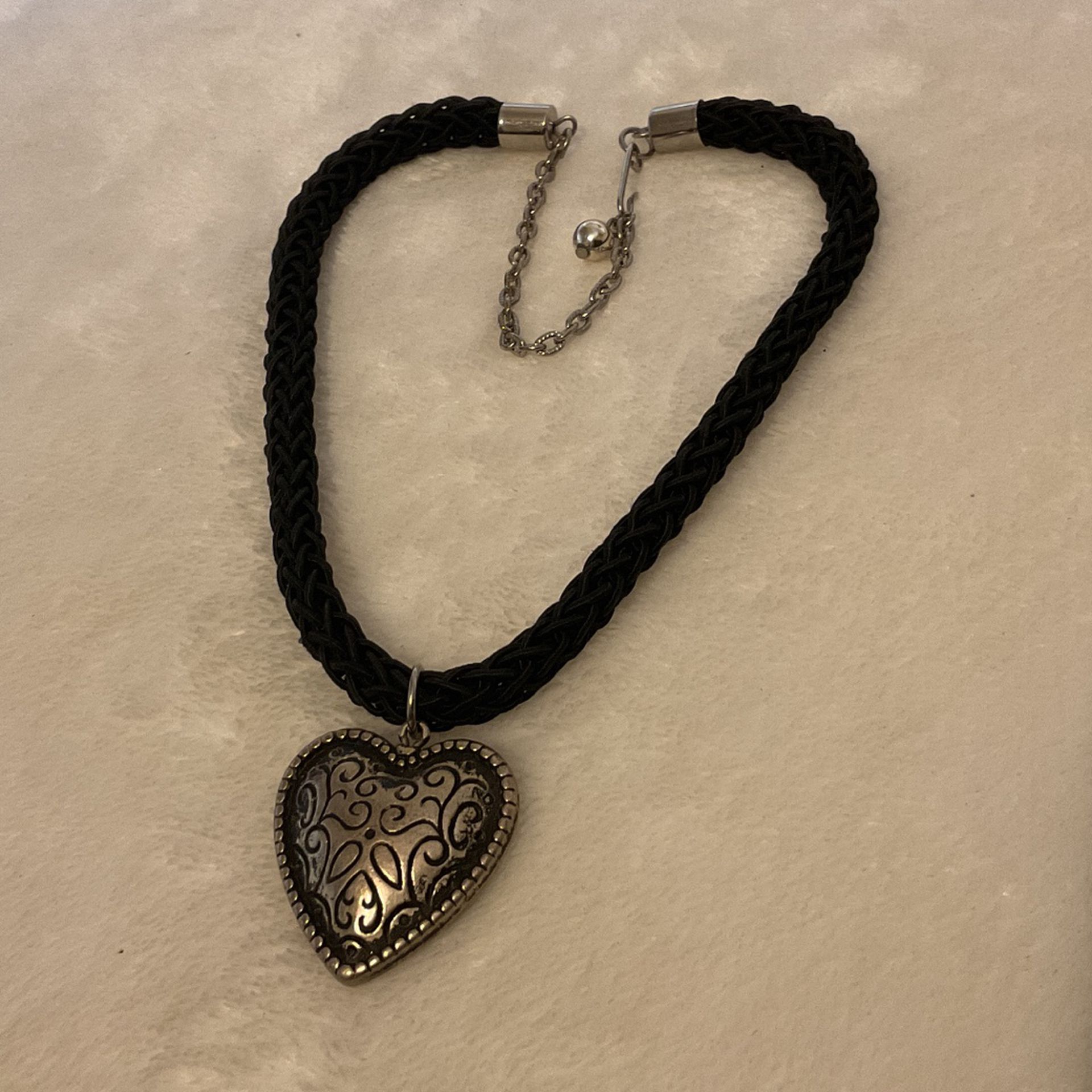 14”-16” Choker Necklace With Heart Pendant 