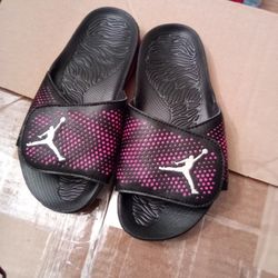Girls Jordan Slides