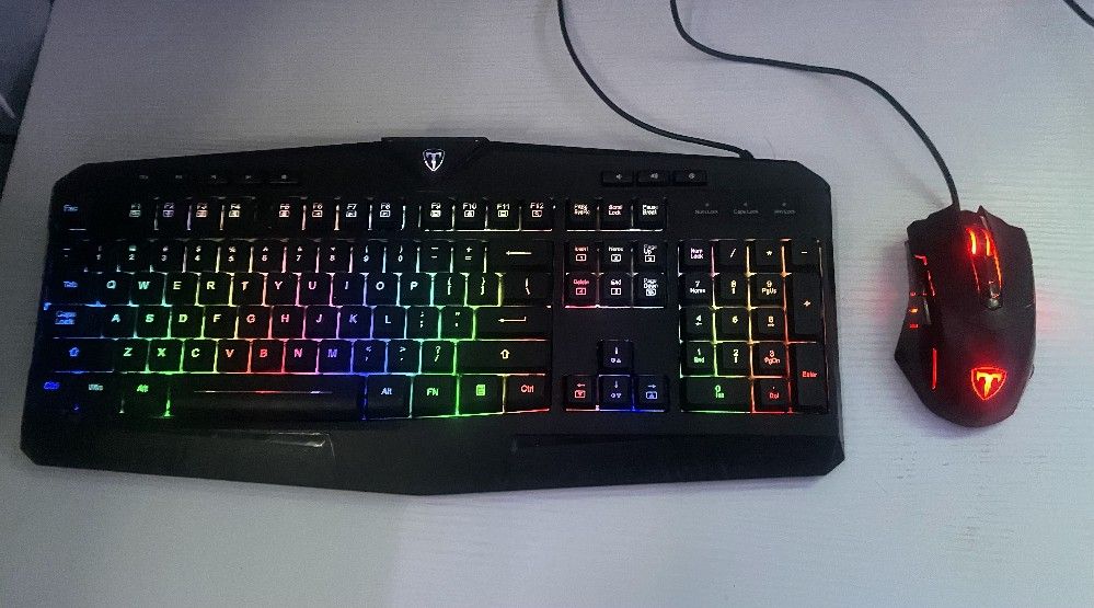 Gaming keyboard and mouse wired