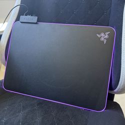 Razer Firefly v2 Mousepad