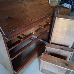 Dresser/Desk