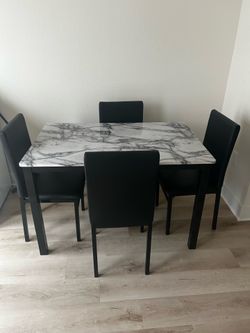 Dinning Table