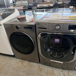 💥Best Deal💥 5.2 cu. ft. Mega Capacity Smart Wi-Fi Enabled Front Load Washer and 7.4 Gas Dryer Set