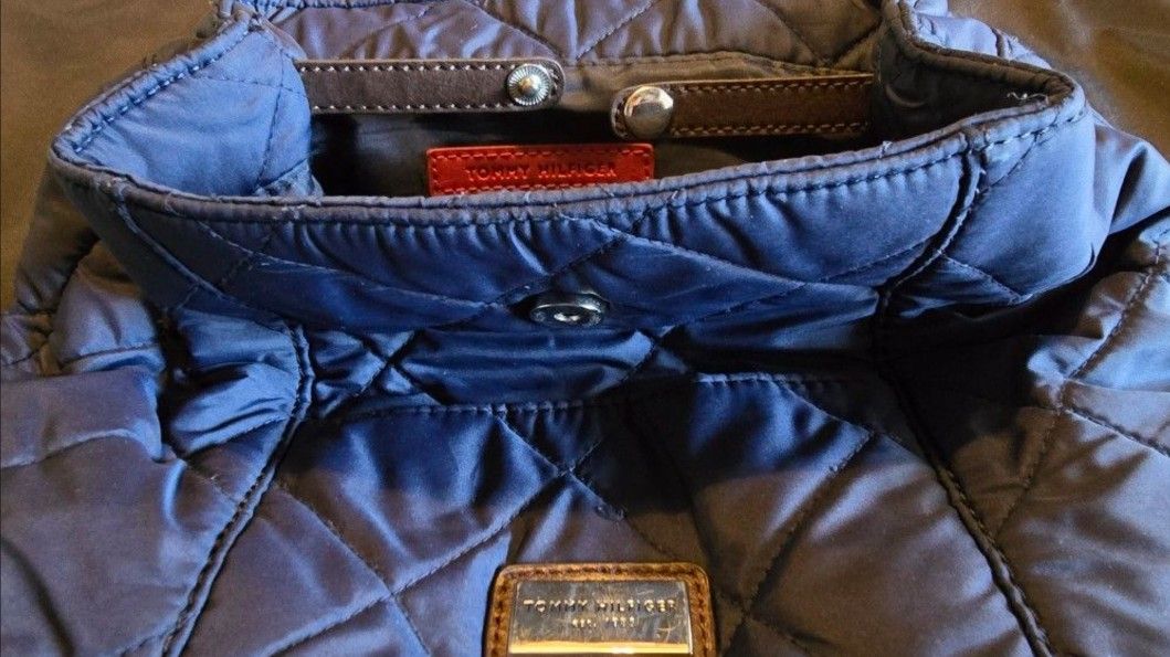 TOMMY HILFIGER QUILTED & LEATHER BLUE NAVY BAG BACKPACK MEDIUM