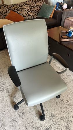 Officer Chair