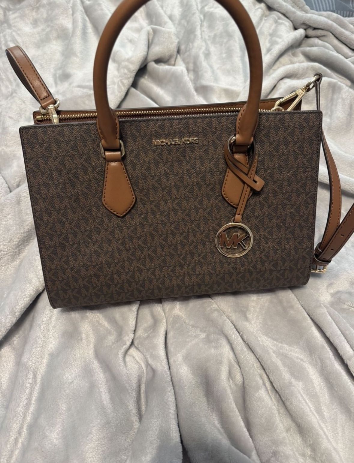 michael kors purse