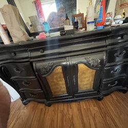 Bedroom Set *pick Up Only