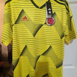 NWT JAMES RODRIGUEZ COLOMBIA SOCCER JERSEY  2XL