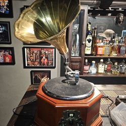 gramophone  Speaker Radio