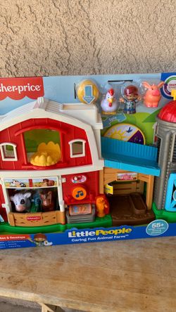 FISHER-PRICE LITTLE PEOPLE CARING FUN ANIMAL FARM