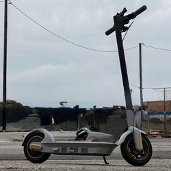 Segway MAX G30P  Like New