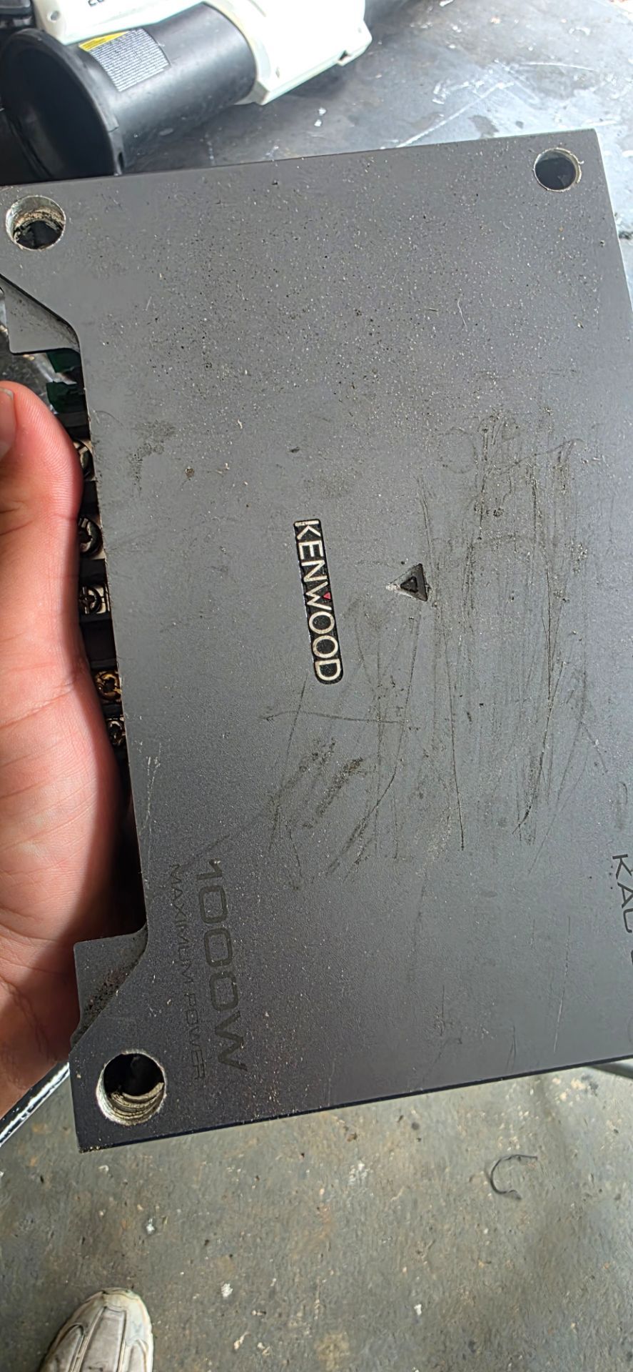 Kenwood 1000 watt amp