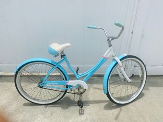 Schwinn beach cruiser
