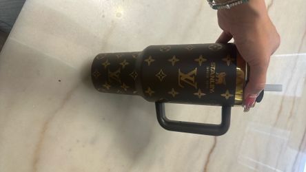 40 Oz Tumbler