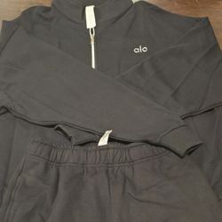 Alo Sweatshirt And Pant Set