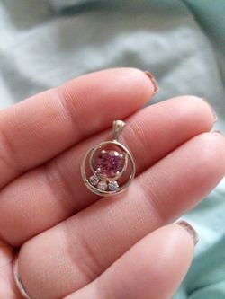 14k gold garnet & diamond pendant